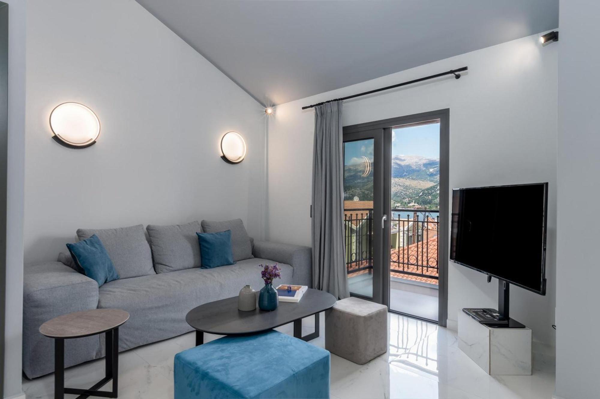 De Bosset Suites Kefalonia 阿尔戈斯托利翁 外观 照片