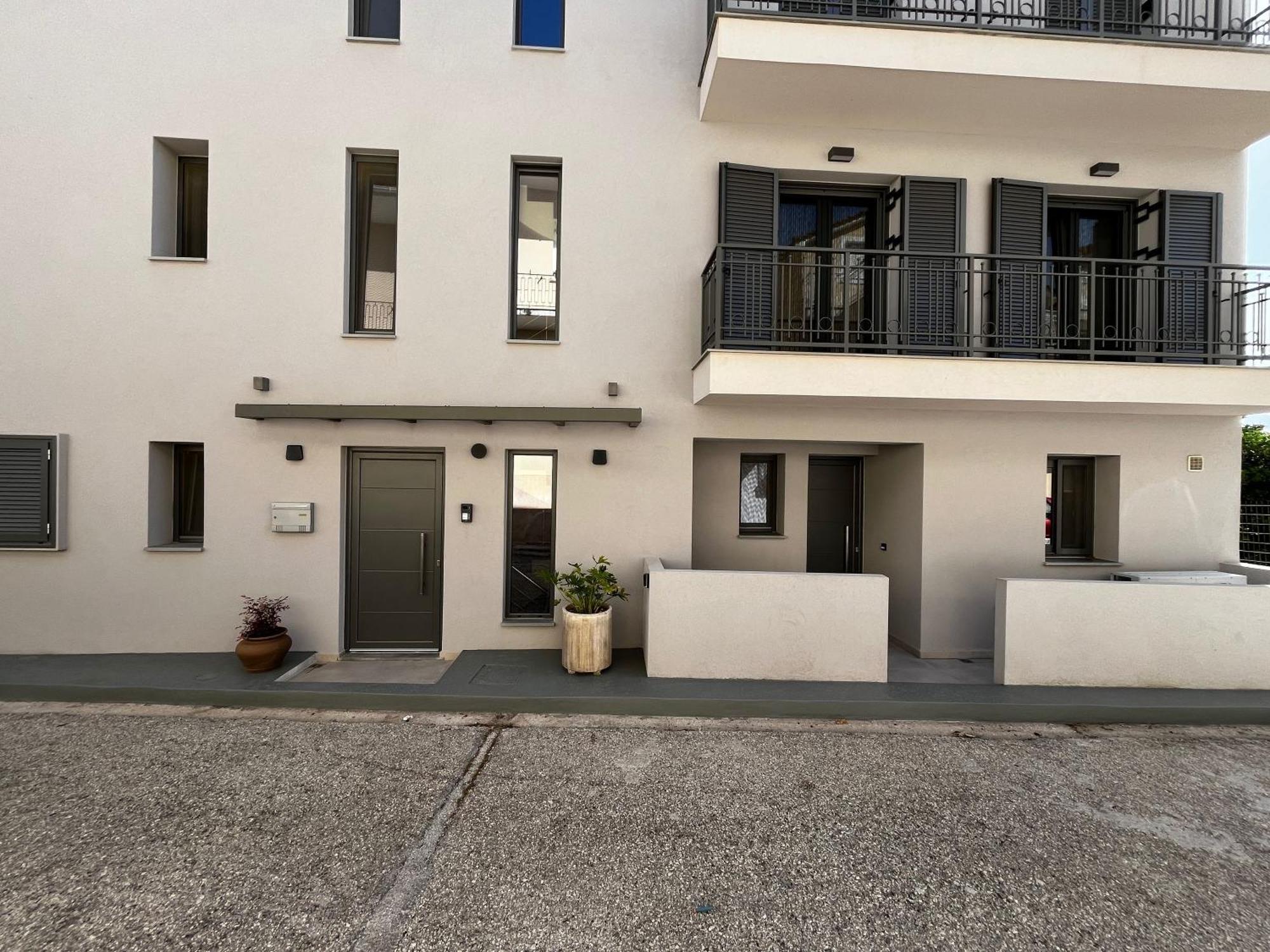 De Bosset Suites Kefalonia 阿尔戈斯托利翁 外观 照片